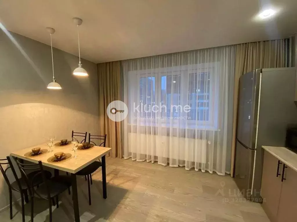 2-к кв. Татарстан, Казань ул. Зур Урам, 1Кк5 (55.0 м) - Фото 1