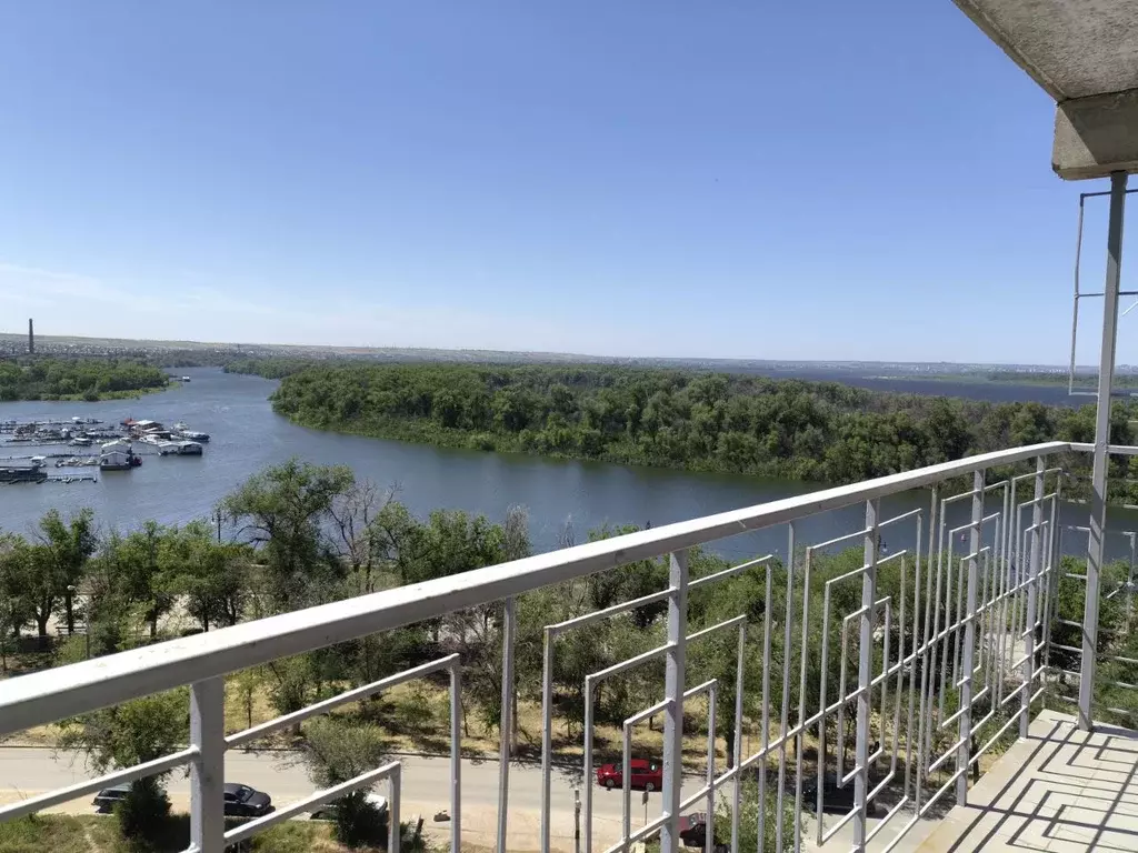 2-к кв. Волгоградская область, Волгоград ул. Фадеева, 59А (41.5 м) - Фото 0