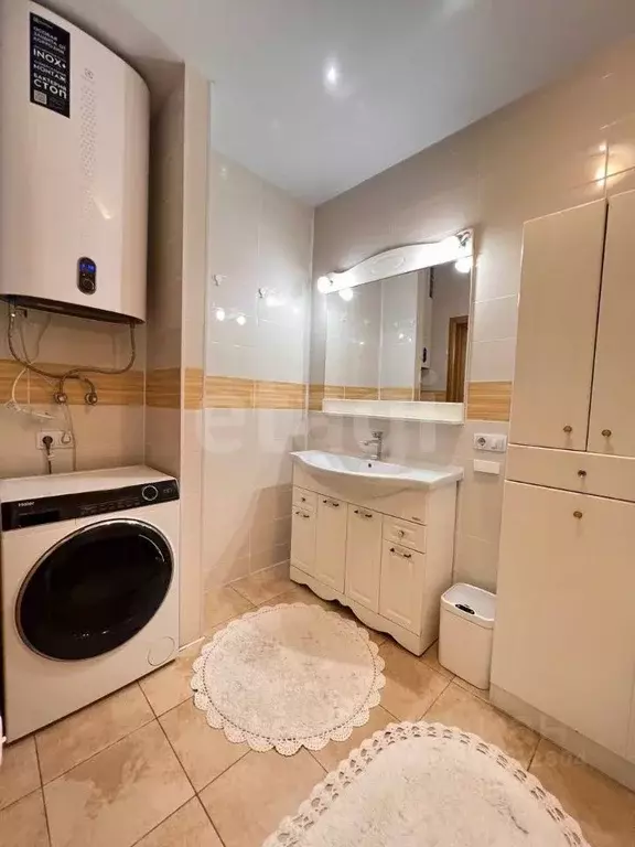 3-к кв. Приморский край, Владивосток ул. Кирова, 45 (76.5 м) - Фото 0