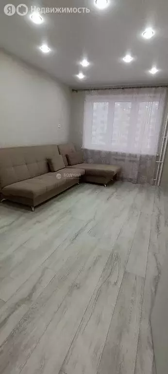 1-комнатная квартира: Чебоксары, улица Писателя Лаврентия Таллерова, ... - Фото 2