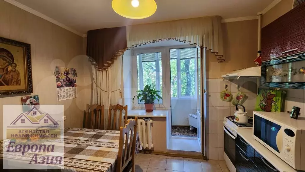 2-к. квартира, 58,5 м, 2/5 эт. - Фото 0