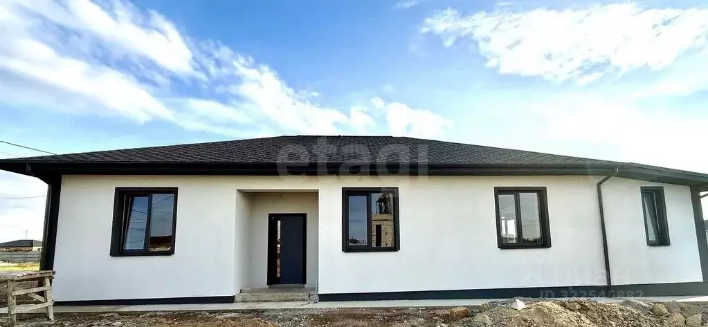 Дом в Крым, Симферопольский район, с. Мирное ул. Ореховая (120 м) - Фото 2