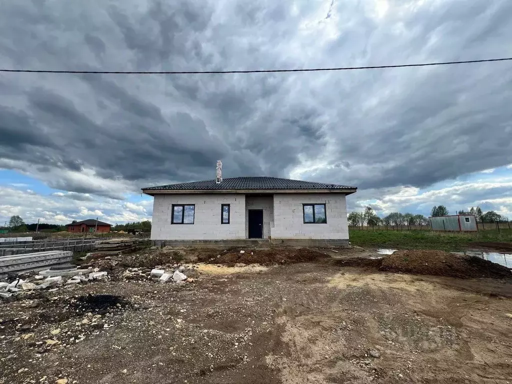 Дом в Нижегородская область, с. Дивеево ул. Октябрьская (121 м) - Фото 0