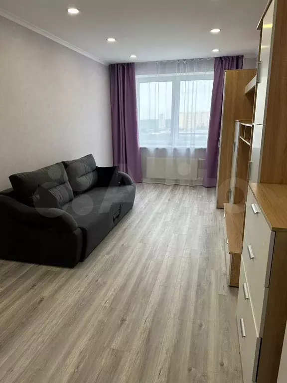 3-к. квартира, 90 м, 14/17 эт. - Фото 1
