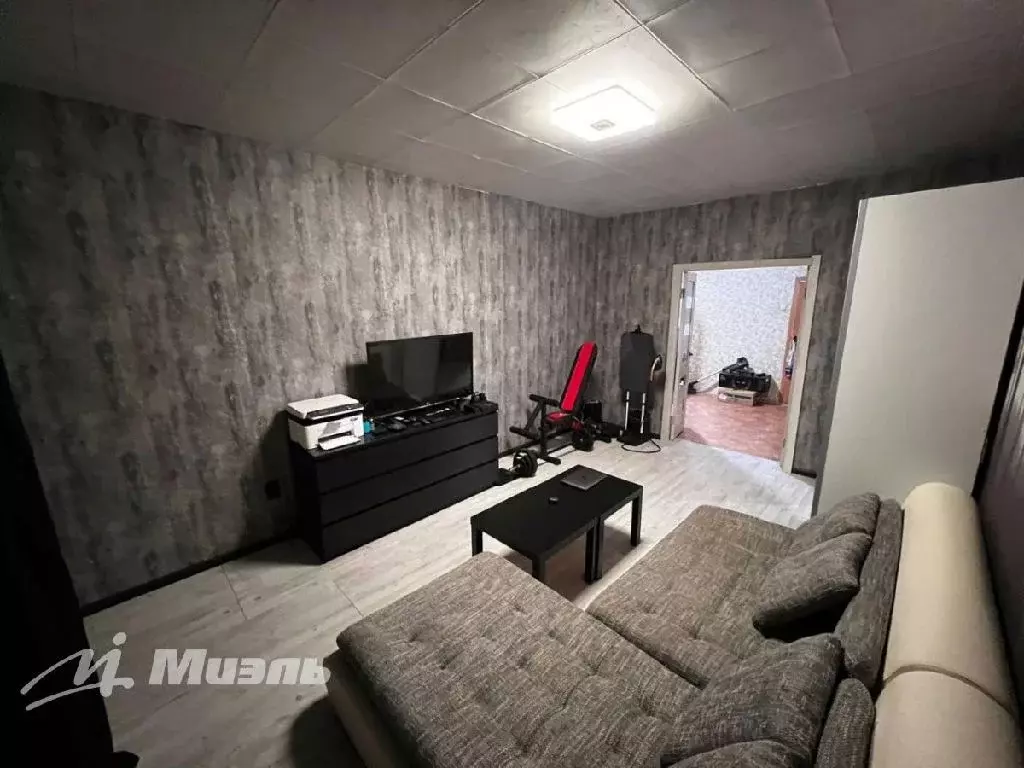 Продается 2-комнатная квартира - Фото 2