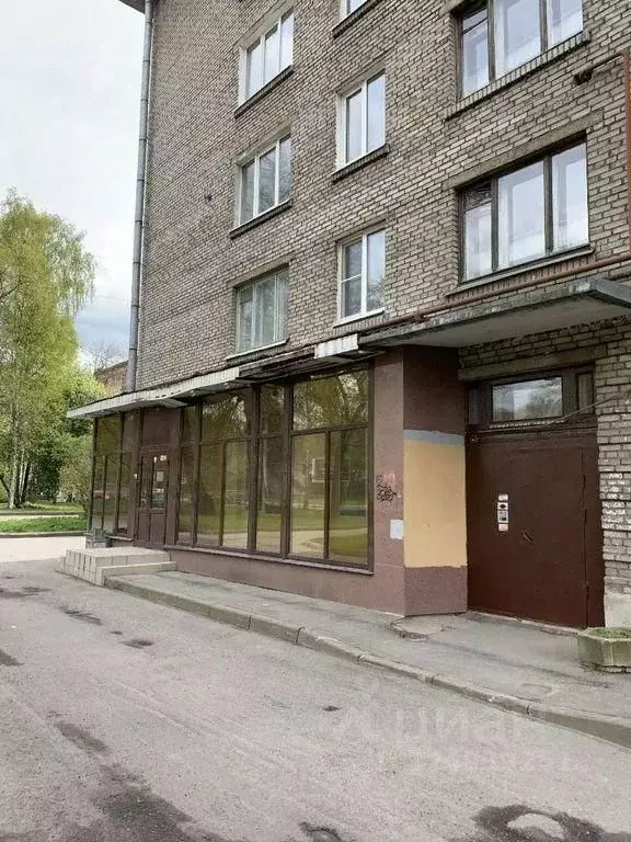 Торговая площадь в Санкт-Петербург 1-й Муринский просп., 11 (109 м) - Фото 1