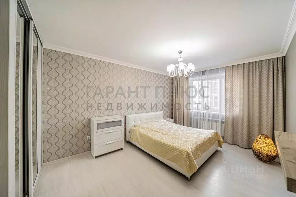 2-к кв. Липецкая область, Липецк ул. Е.И. Замятина, 1 (65.0 м) - Фото 1