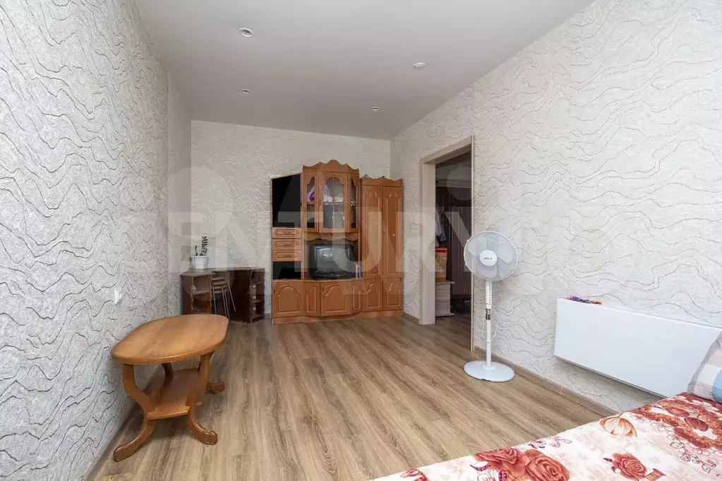 1-к. квартира, 31 м, 3/3 эт. - Фото 0