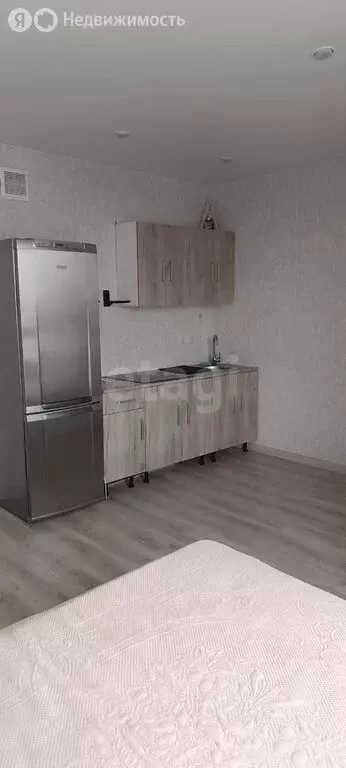 Квартира-студия: Тюмень, улица Виктора Тимофеева, 9 (26 м) - Фото 2