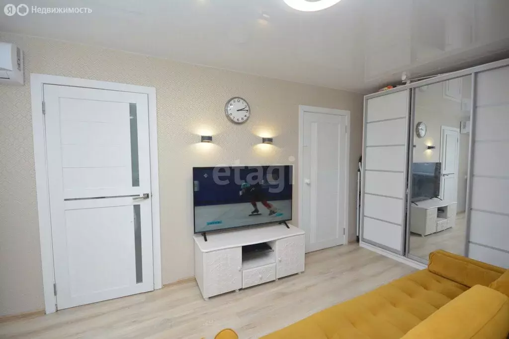 2-комнатная квартира: Якутск, проспект Ленина, 7/2 (39.8 м) - Фото 1
