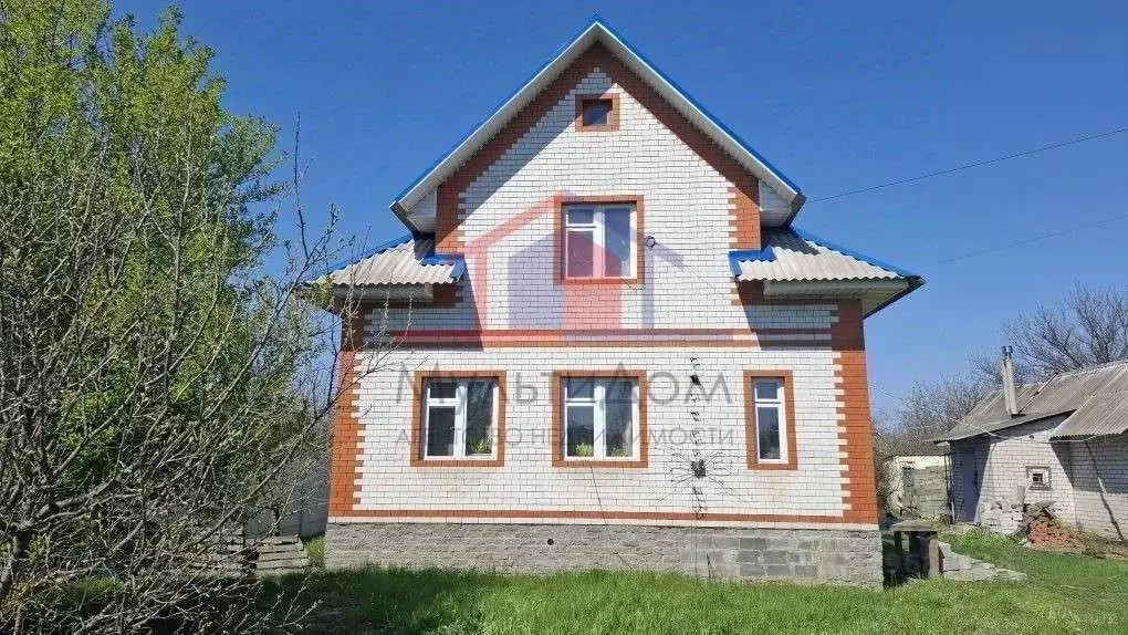 Коттедж в Белгородская область, Старый Оскол пер. Яблоневый, 15 (110 ... - Фото 1
