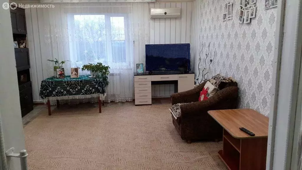 3-комнатная квартира: Новоясенская, Школьная улица, 20 (75 м) - Фото 0