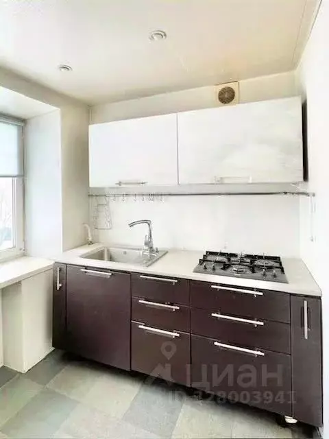 2-к кв. Хабаровский край, Комсомольск-на-Амуре ул. Парижской Коммуны, ... - Фото 1