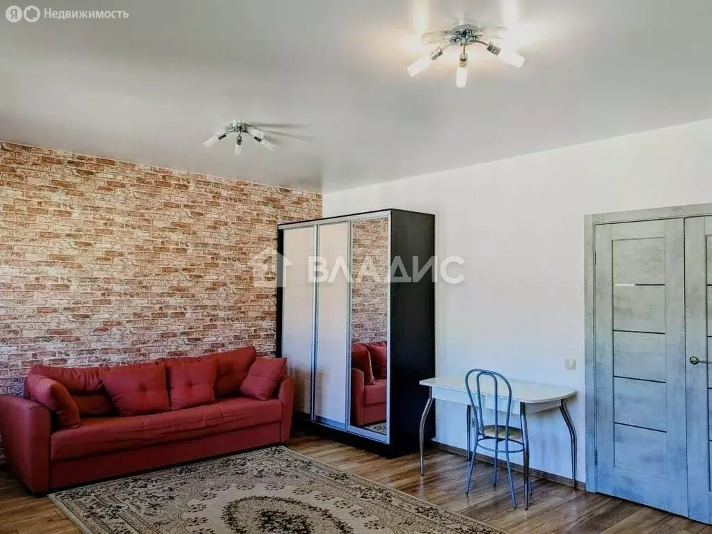 3-комнатная квартира: деревня Солманово, территория МЖК Изумрудная ... - Фото 1