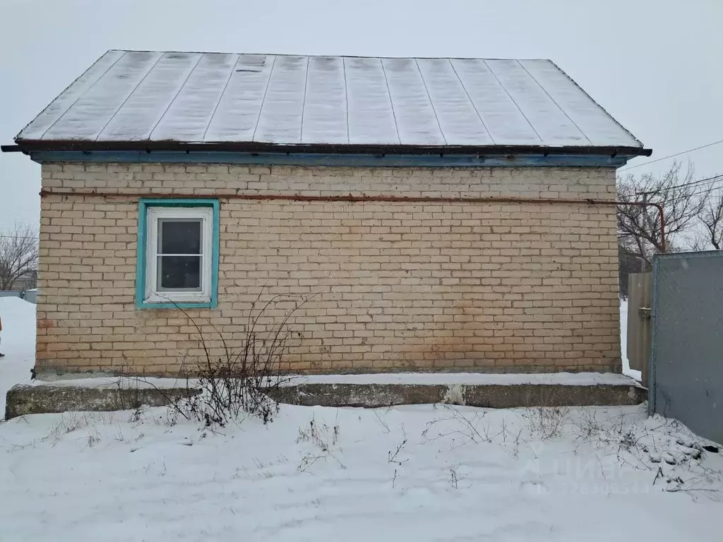 Дом в Волгоградская область, Волжский Погромное кв-л, ул. Красных ... - Фото 1