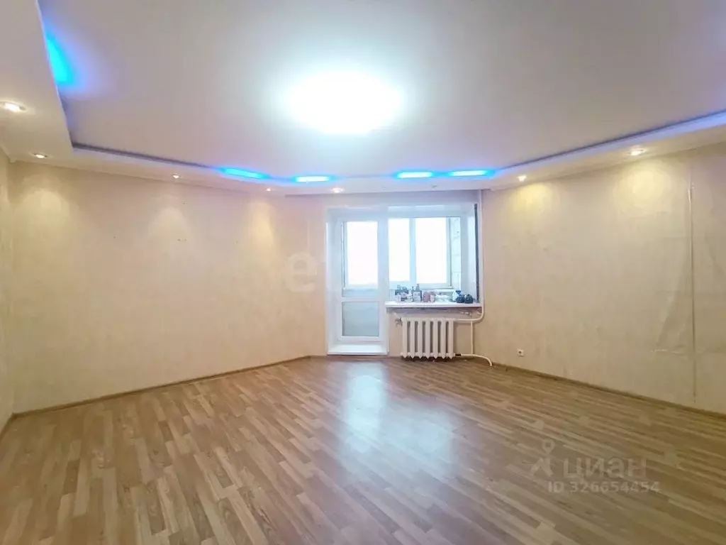 3-к кв. Смоленская область, Вязьма ул. Калинина, 1 (92.8 м) - Фото 1