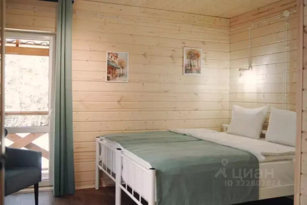 Комната Карачаево-Черкесия, Зеленчукский район, с. Архыз ул. ... - Фото 1