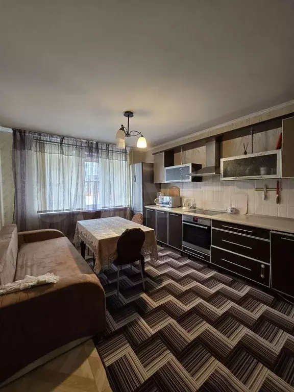 3-к. квартира, 70 м, 1/16 эт. - Фото 0