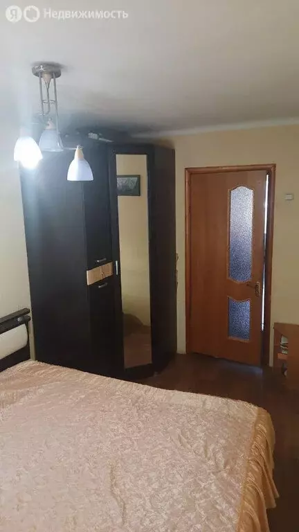 3-комнатная квартира: Таганрог, улица Пальмиро Тольятти, 18 (56 м) - Фото 1