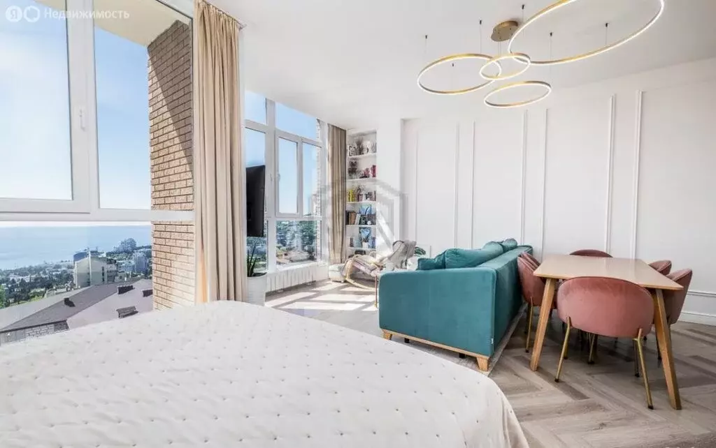 Квартира-студия: Ялта, улица Войкова, 37 (42 м) - Фото 1