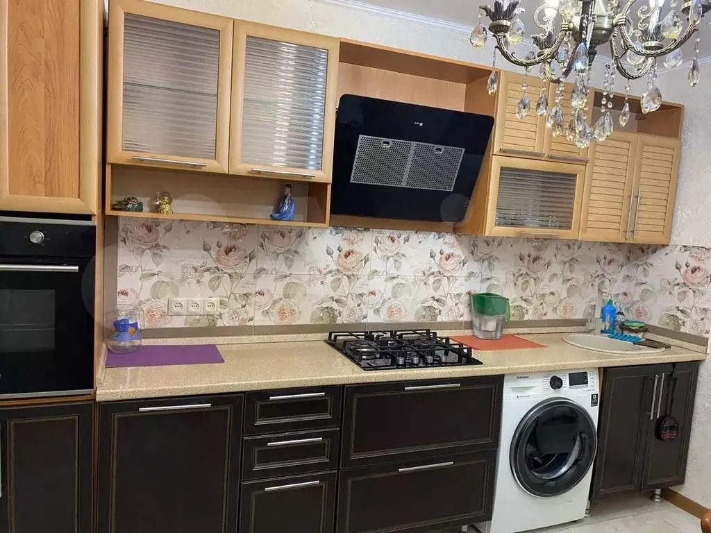 1-к. квартира, 40 м, 3/9 эт. - Фото 0