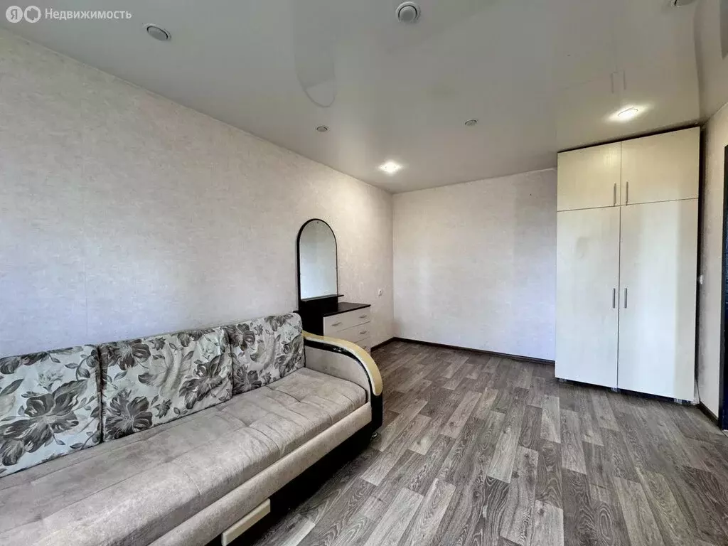 1-комнатная квартира: Саратов, улица Танкистов, 57 (32 м) - Фото 1