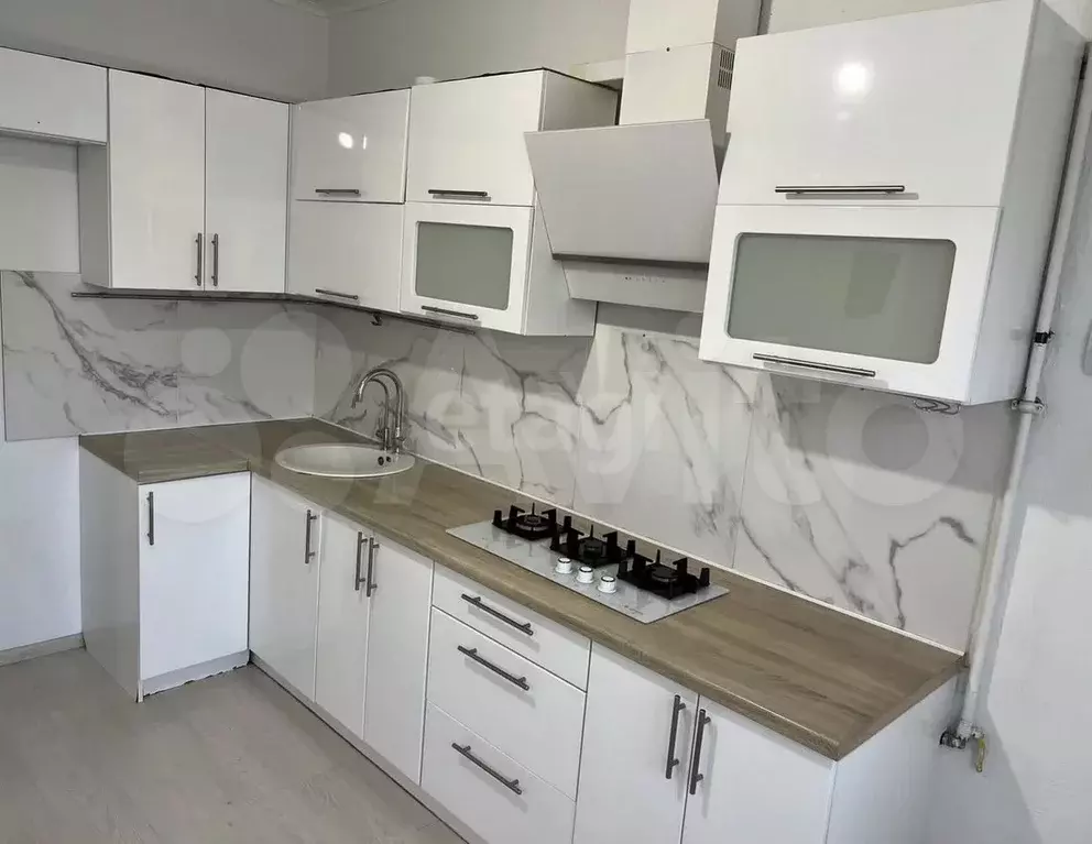 2-к. квартира, 68,4 м, 1/9 эт. - Фото 1