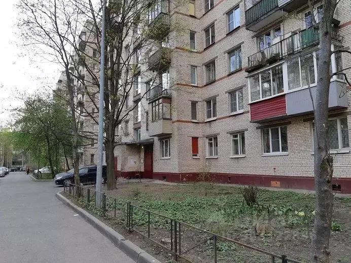 3-к кв. Санкт-Петербург ул. Орджоникидзе, 63К2 (60.1 м) - Фото 1
