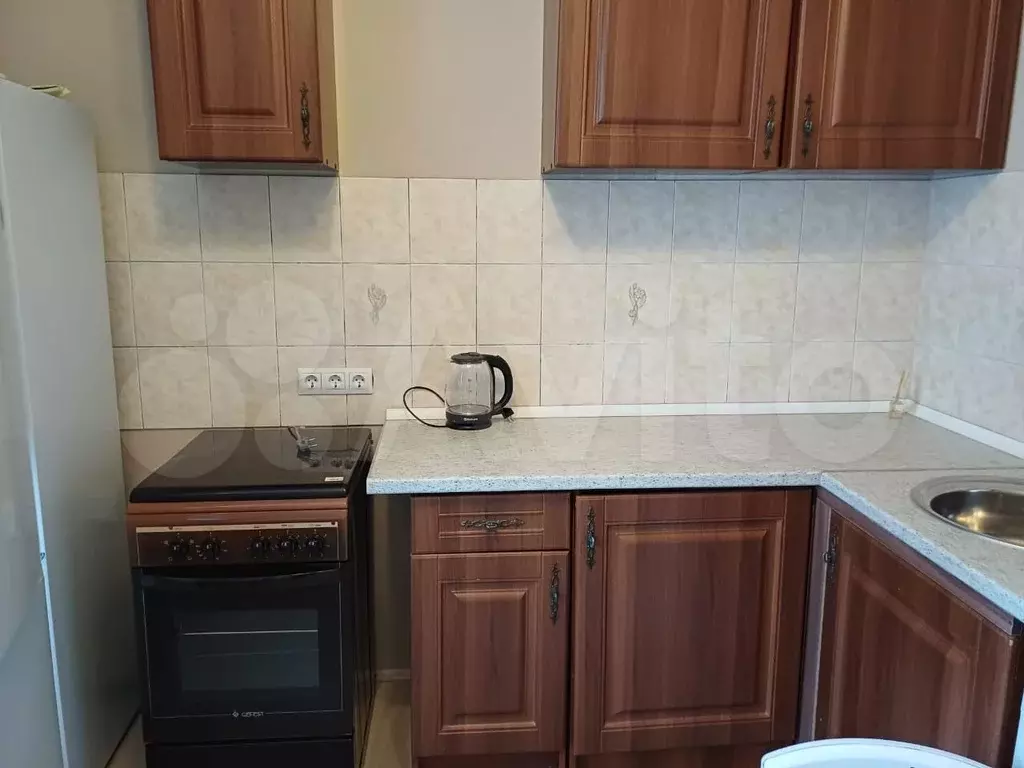 2-к. квартира, 60 м, 4/10 эт. - Фото 1