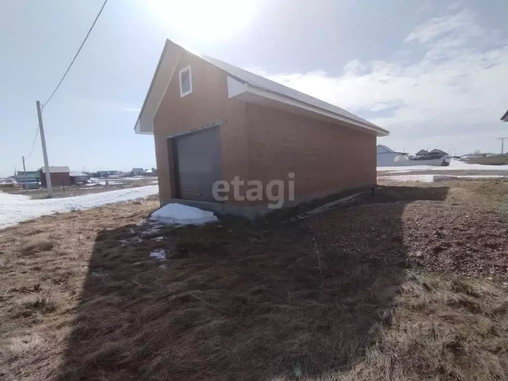 Участок в Башкортостан, Кармаскалинский район, д. Кабаково ул. ... - Фото 1