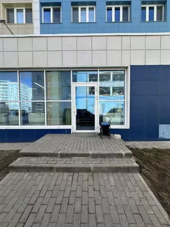 Помещение свободного назначения в Татарстан, Набережные Челны ул. ... - Фото 0