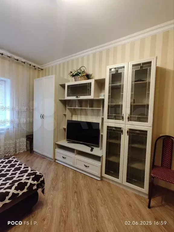 2-к. квартира, 56 м, 3/3 эт. - Фото 0