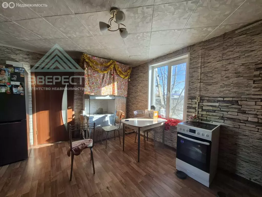 Дом в село Белый Яр, улица Аткниных, 114/1 (50 м) - Фото 2