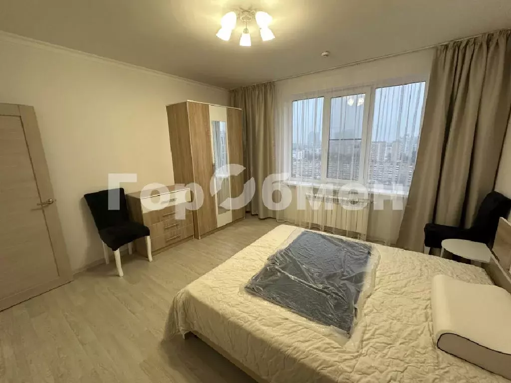 Продается 3-комнатная квартира - Фото 1