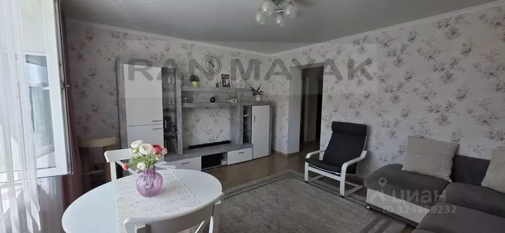 3-к кв. Адыгея, Майкоп Пролетарская ул., 447 (75.1 м) - Фото 2