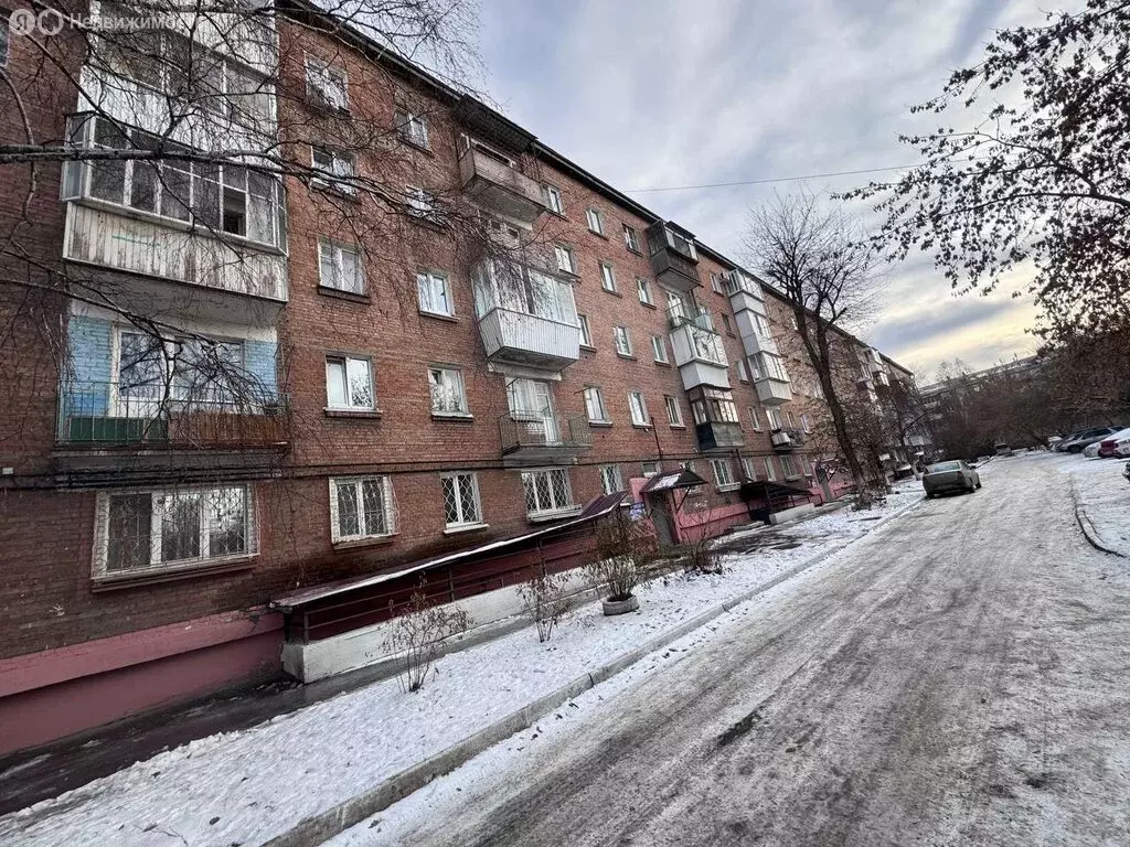 1-комнатная квартира: Иркутск, улица Иосифа Уткина, 6 (32.1 м) - Фото 2