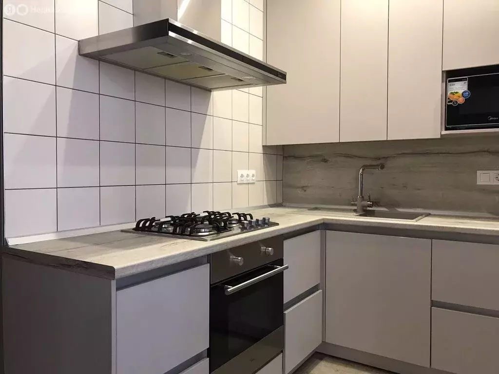 2-комнатная квартира: Геленджик, Крымская улица, 22к17 (50 м) - Фото 1