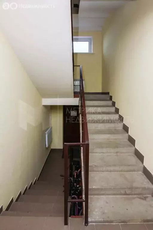 Квартира-студия: Тюмень, Колхозная улица, 186 (17 м) - Фото 1