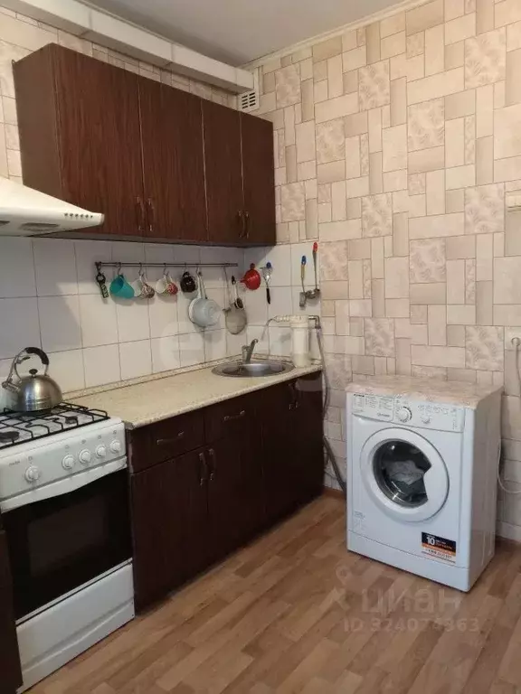 3-к кв. Саратовская область, Саратов Центральная ул., 6 (64.9 м) - Фото 2