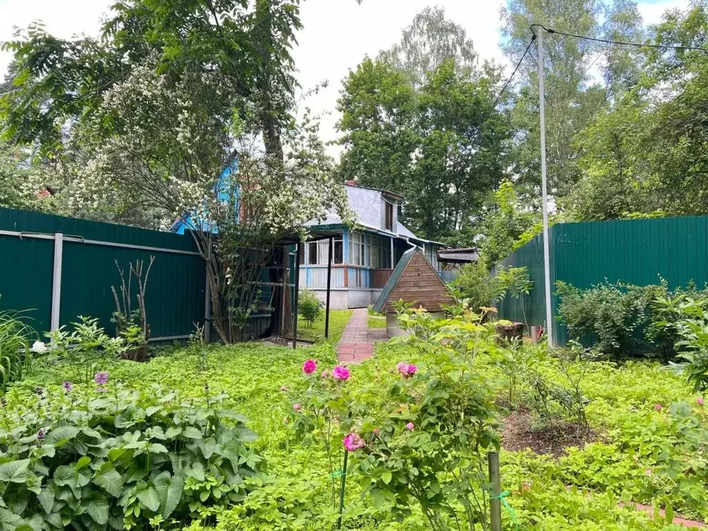 Дом в посёлок городского типа Загорянский, улица Свердлова, 5/2 (60 м) - Фото 1