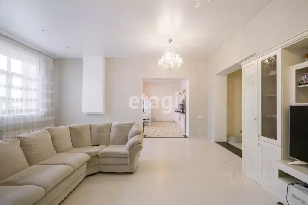 Дом в Татарстан, Набережные Челны 68-й комплекс, ул. Загородная, 4 ... - Фото 1