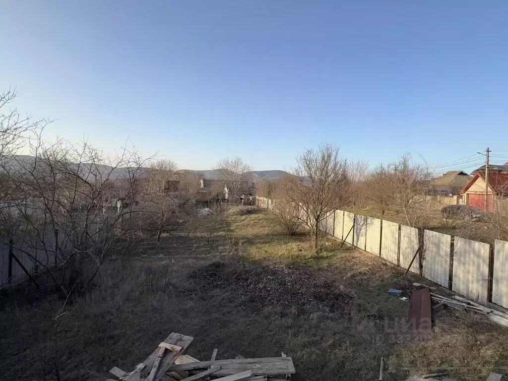 Участок в Севастополь с. Орлиное, ул. Цветочная (10.0 сот.) - Фото 1