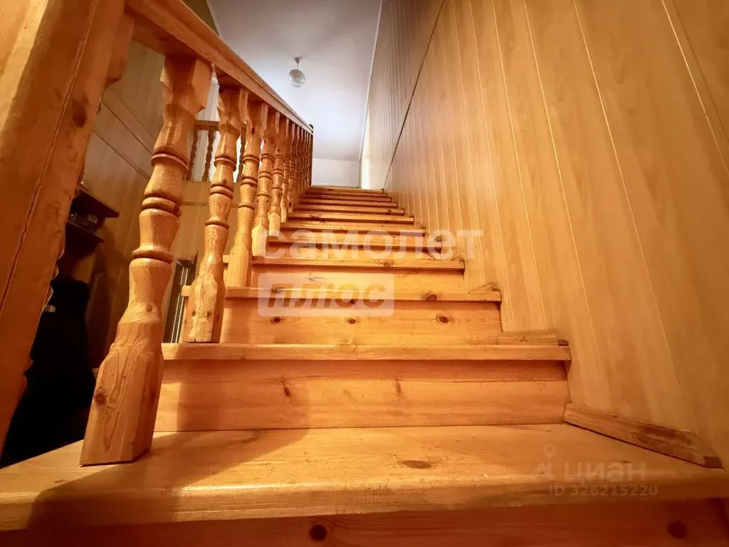 Дом в Оренбургская область, Бузулук ул. Карамзина (172 м) - Фото 1