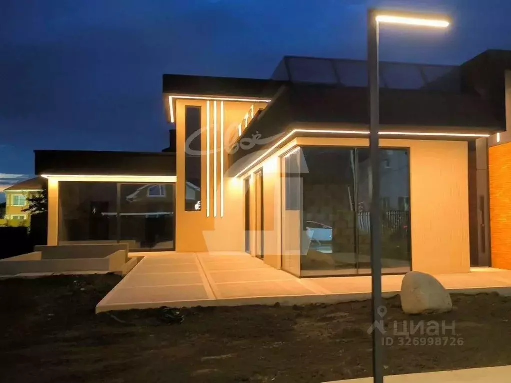 Дом в Краснодарский край, Краснодар ул. Имени Писателя Г.И. Василенко, ... - Фото 2