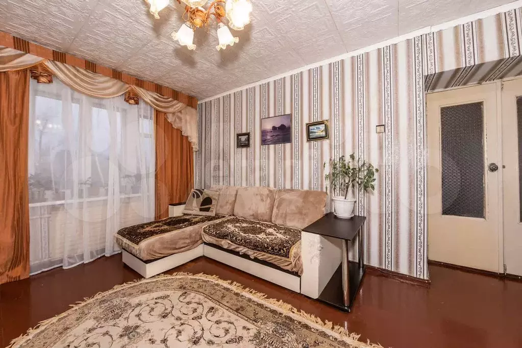 3-к. квартира, 55 м, 4/9 эт. - Фото 0