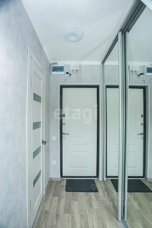 1-к кв. Кемеровская область, Кемерово просп. Ленина, 130 (22.0 м) - Фото 0