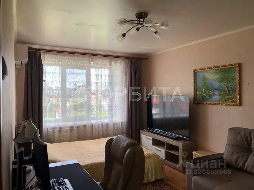 1-к кв. Тюменская область, Тюмень ул. Мельникайте, 80 (28.4 м) - Фото 0