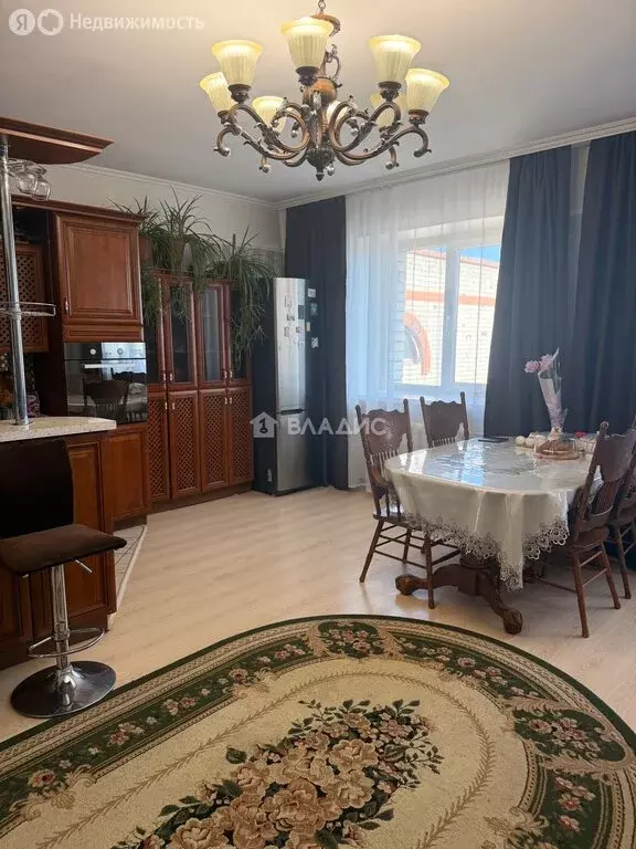 3-комнатная квартира: Чита, Крымская улица, 8 (93.6 м) - Фото 2