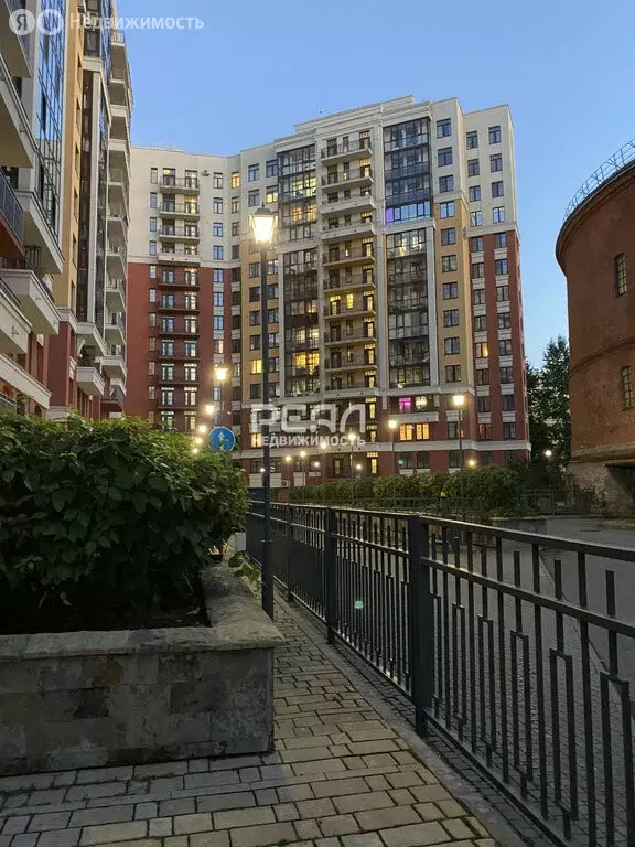 3-комнатная квартира: Санкт-Петербург, Заозёрная улица, 3к2 (78.6 м) - Фото 0