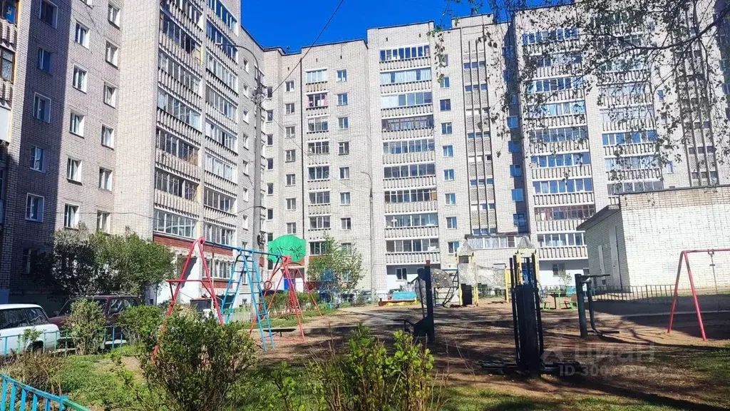 2-к кв. Кировская область, Киров Профсоюзная ул., 4 (58.0 м) - Фото 0